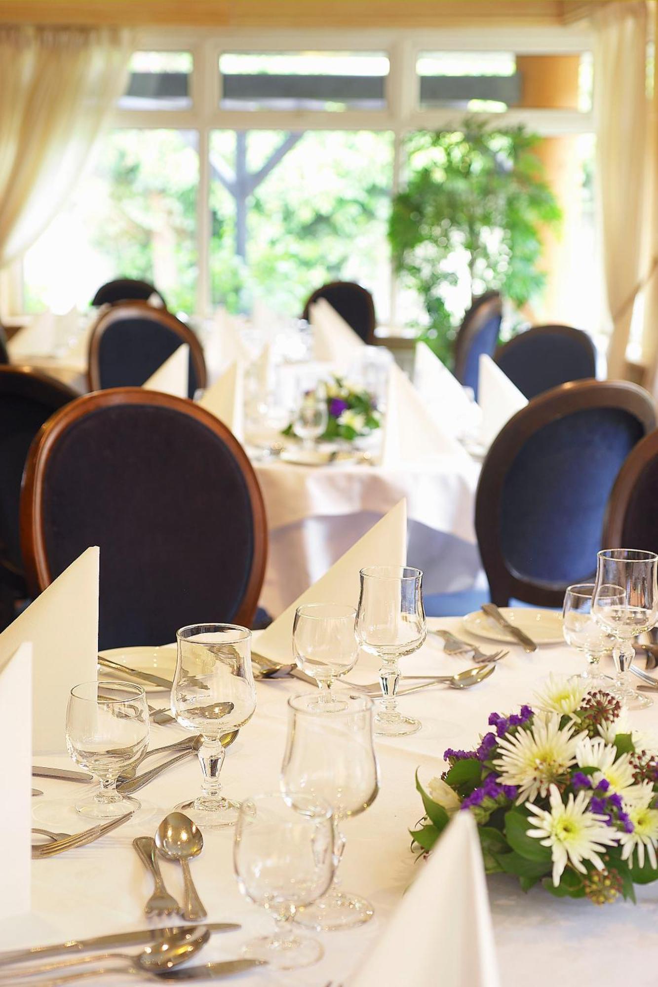 Brandon Hotel Conference & Leisure Centre トラリー エクステリア 写真