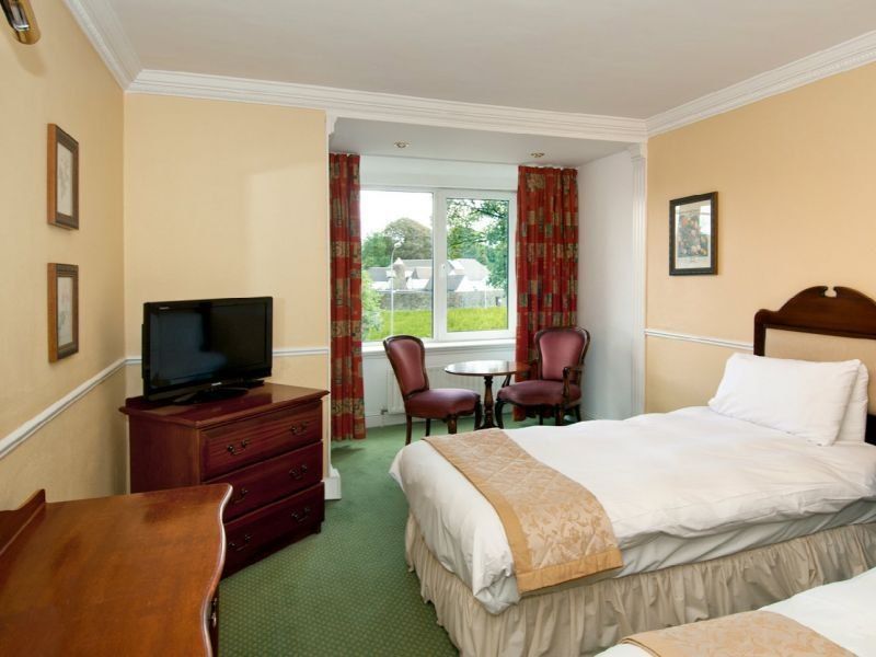 Brandon Hotel Conference & Leisure Centre トラリー エクステリア 写真