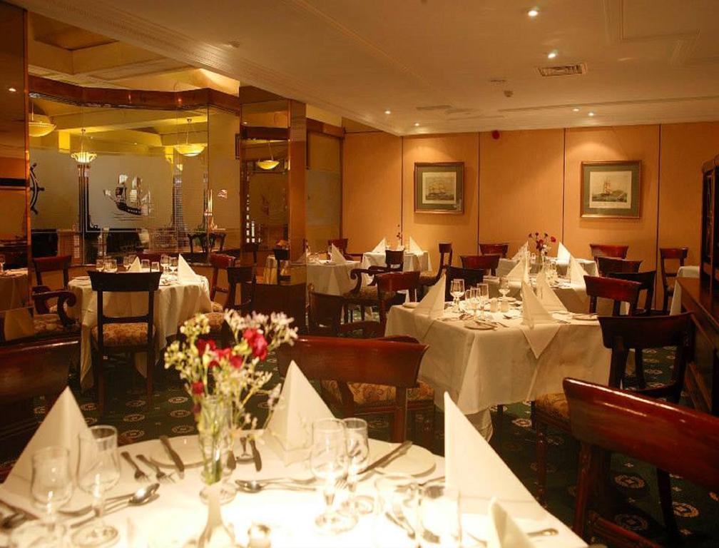 Brandon Hotel Conference & Leisure Centre トラリー エクステリア 写真
